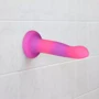 Фаллоімітатор, що світиться в темряві ADDICTION - Rave - 8" Glow in the Dark Dildo - Pink Purple: Мошонка Нет